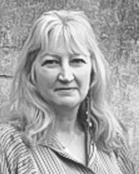 Portrait of Jeannie Long